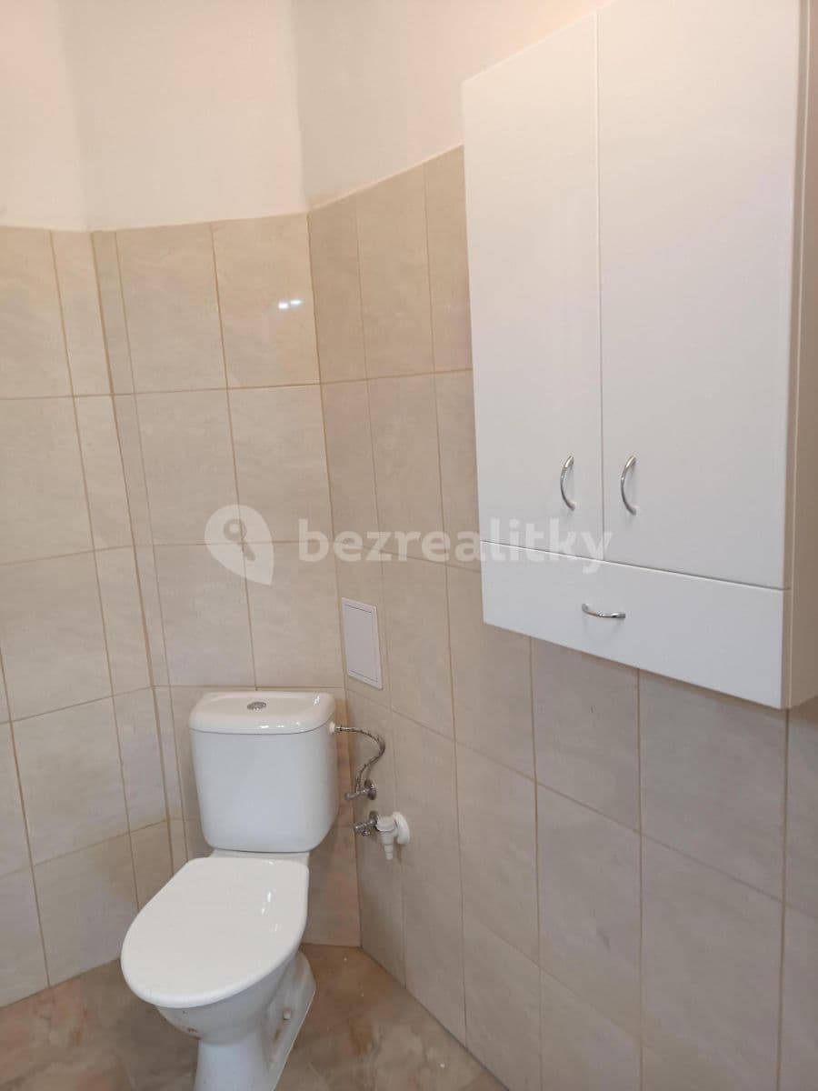 Prenájom bytu 2-izbový 74 m², Sokolovská, Praha, Praha Prenájom bytu 2-izbový 74 m², Sokolovská, Praha, Praha