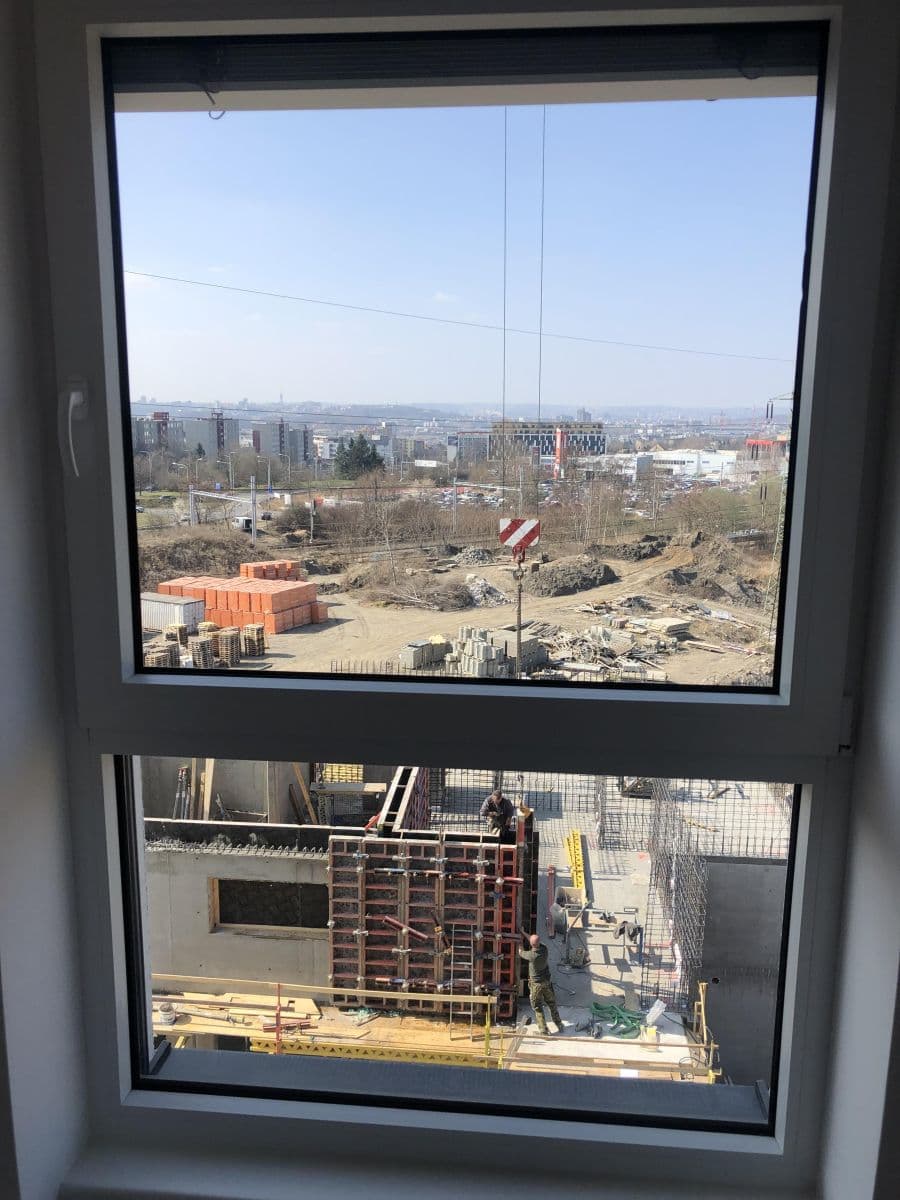 Prenájom bytu 1-izbový 33 m², Za černým mostem, Praha, Praha Prenájom bytu 1-izbový 33 m², Za černým mostem, Praha, Praha
