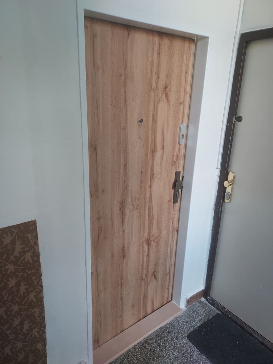 Prenájom bytu 3-izbový 60 m², Borovského, Karviná, Moravskoslezský kraj Prenájom bytu 3-izbový 60 m², Borovského, Karviná, Moravskoslezský kraj