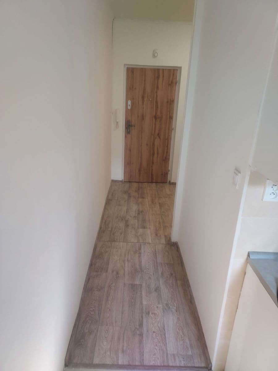 Prenájom bytu 3-izbový 60 m², Borovského, Karviná, Moravskoslezský kraj Prenájom bytu 3-izbový 60 m², Borovského, Karviná, Moravskoslezský kraj