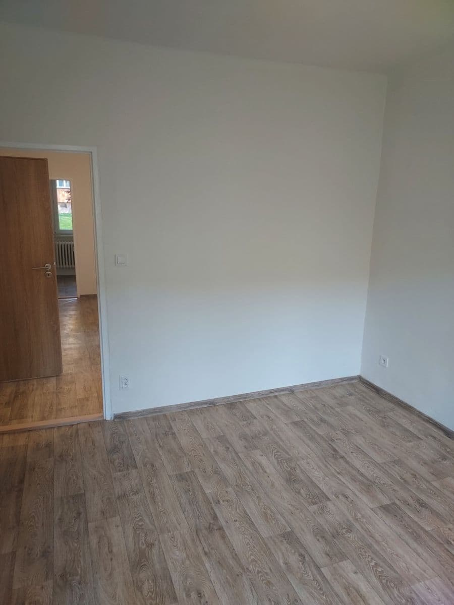 Prenájom bytu 3-izbový 60 m², Borovského, Karviná, Moravskoslezský kraj Prenájom bytu 3-izbový 60 m², Borovského, Karviná, Moravskoslezský kraj