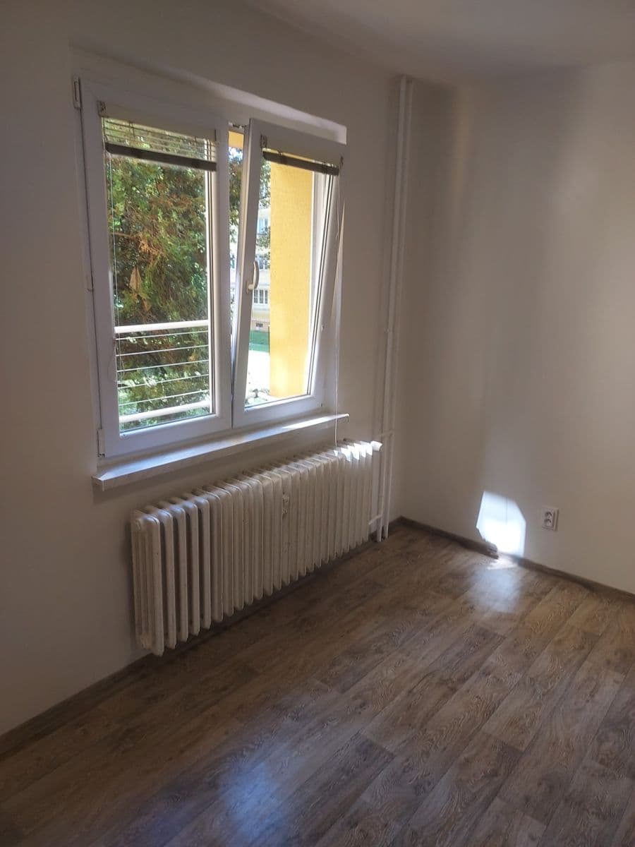 Prenájom bytu 3-izbový 60 m², Borovského, Karviná, Moravskoslezský kraj Prenájom bytu 3-izbový 60 m², Borovského, Karviná, Moravskoslezský kraj