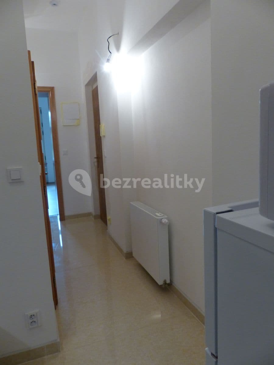 Prenájom bytu 1-izbový 35 m², Ondřejská, Karlovy Vary, Karlovarský kraj
