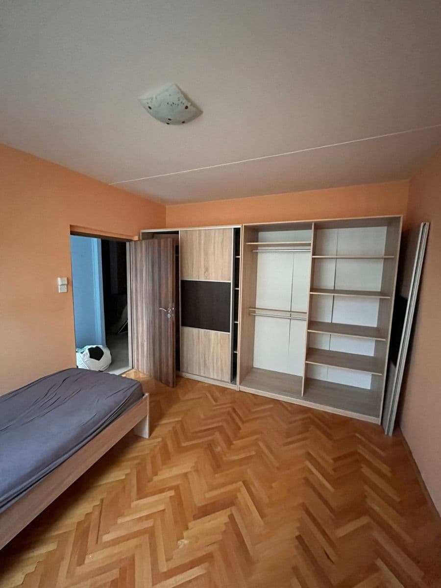 Prenájom bytu 2-izbový 57 m², Húskova, Brno, Jihomoravský kraj Prenájom bytu 2-izbový 57 m², Húskova, Brno, Jihomoravský kraj
