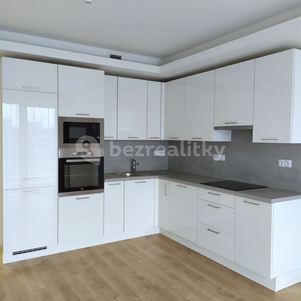 Prenájom bytu 2-izbový 51 m², Mukařovského, Praha, Praha Prenájom bytu 2-izbový 51 m², Mukařovského, Praha, Praha