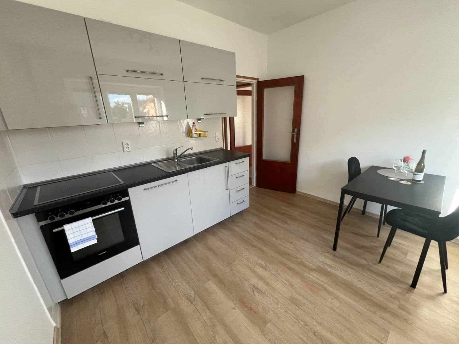 Prenájom bytu 1-izbový 46 m², Maškova, Brno, Jihomoravský kraj Prenájom bytu 1-izbový 46 m², Maškova, Brno, Jihomoravský kraj