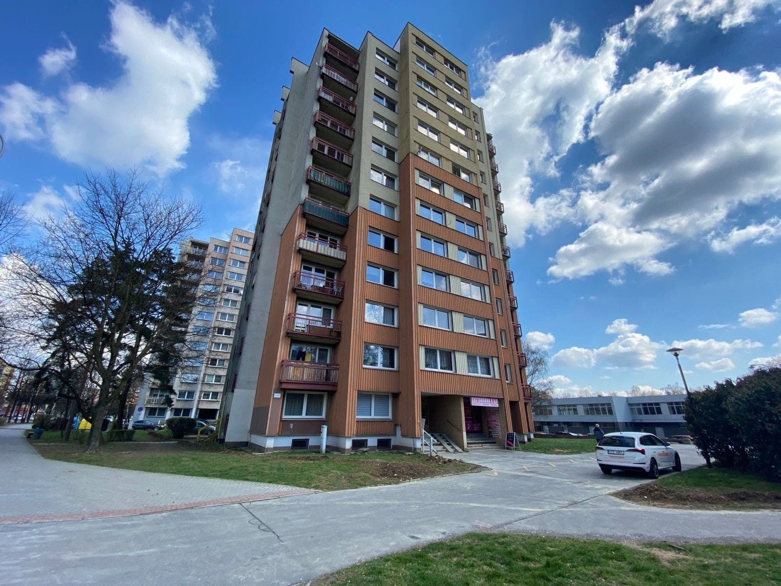 Prenájom bytu 2-izbový 59 m², Masarykova třída, Orlová, Moravskoslezský kraj Prenájom bytu 2-izbový 59 m², Masarykova třída, Orlová, Moravskoslezský kraj