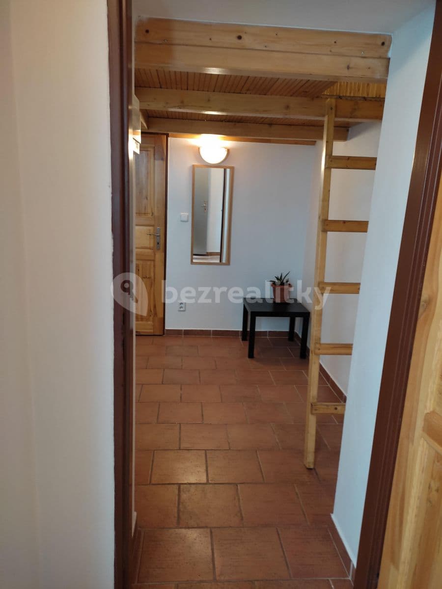 Prenájom bytu Garsoniéra 16 m², Pod Kavalírkou, Praha, Praha Prenájom bytu Garsoniéra 16 m², Pod Kavalírkou, Praha, Praha