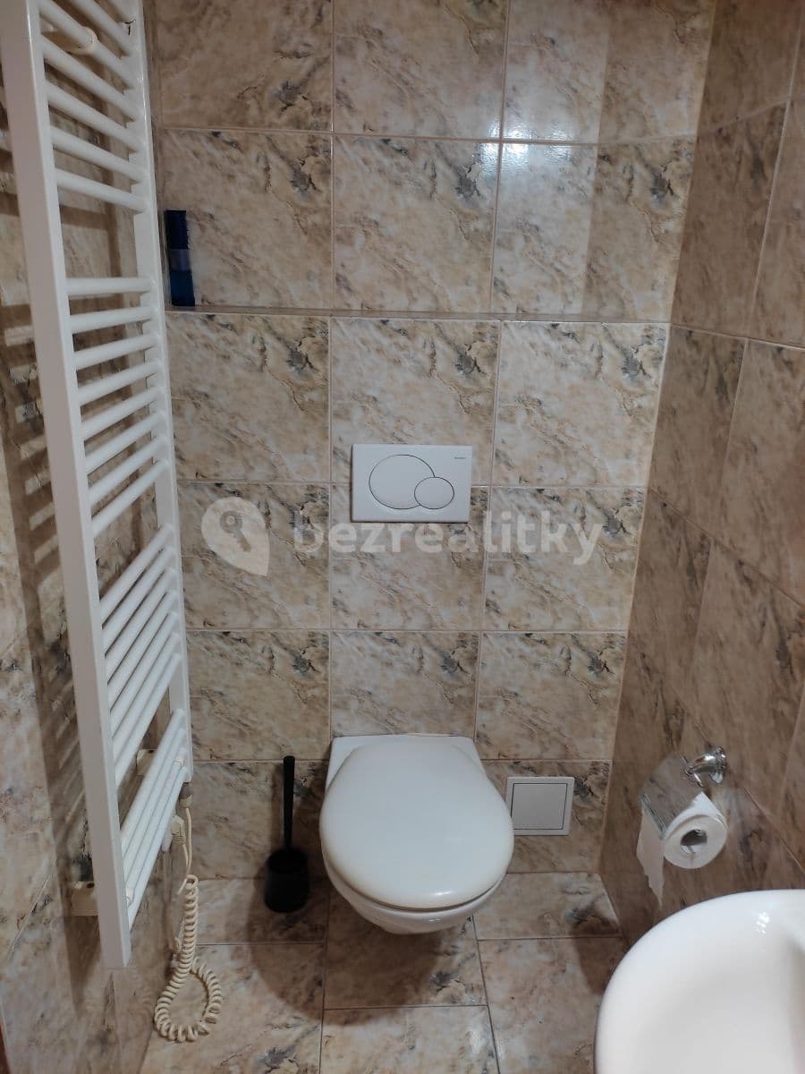 Prenájom bytu Garsoniéra 16 m², Pod Kavalírkou, Praha, Praha Prenájom bytu Garsoniéra 16 m², Pod Kavalírkou, Praha, Praha