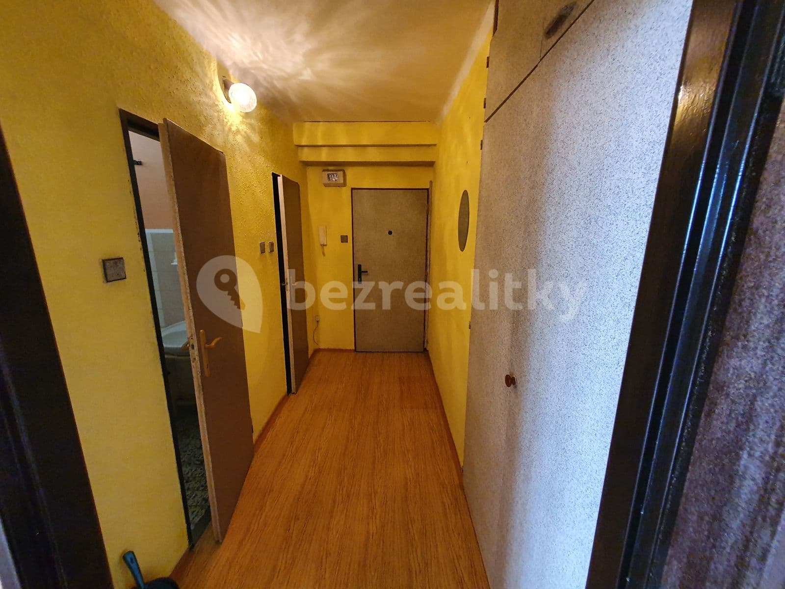 Prenájom bytu 1-izbový 44 m², tř. Václava Klementa, Mladá Boleslav, Středočeský kraj Prenájom bytu 1-izbový 44 m², tř. Václava Klementa, Mladá Boleslav, Středočeský kraj