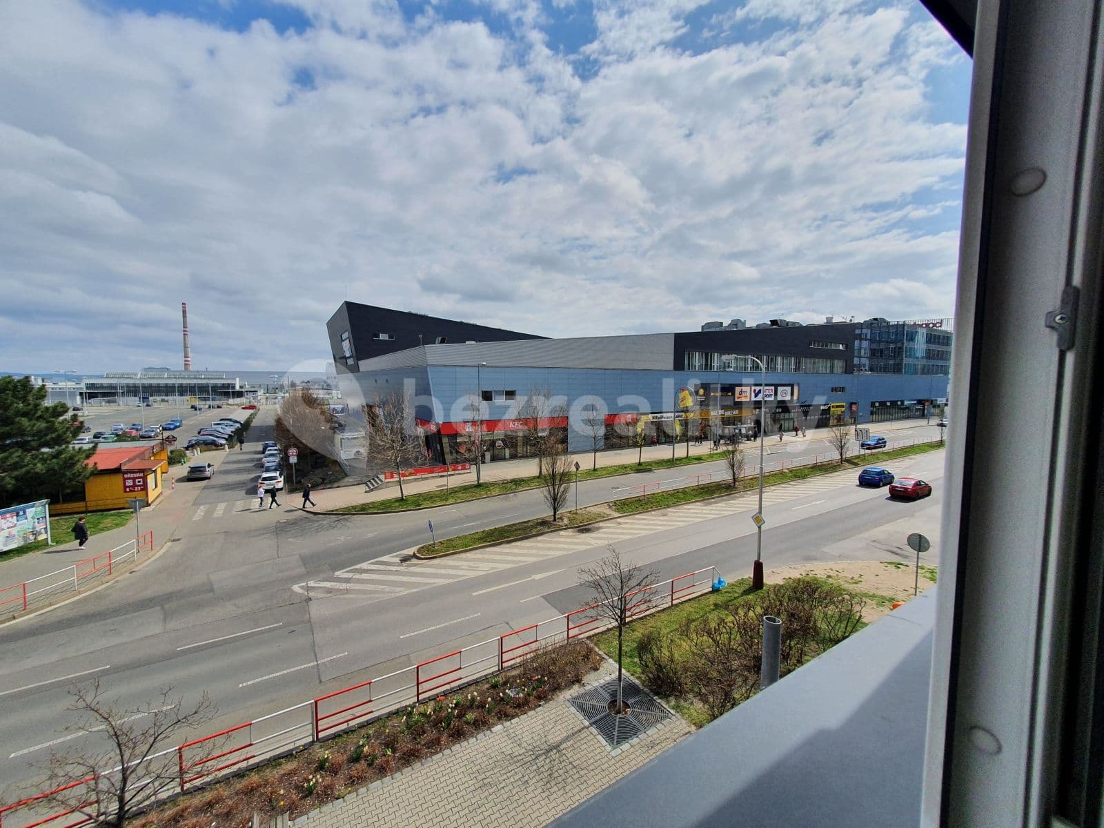 Prenájom bytu 1-izbový 44 m², tř. Václava Klementa, Mladá Boleslav, Středočeský kraj Prenájom bytu 1-izbový 44 m², tř. Václava Klementa, Mladá Boleslav, Středočeský kraj