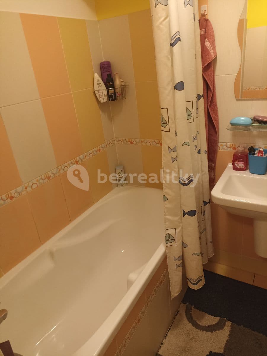 Prenájom bytu 1-izbový 38 m², V Honech, Klecany, Středočeský kraj Prenájom bytu 1-izbový 38 m², V Honech, Klecany, Středočeský kraj