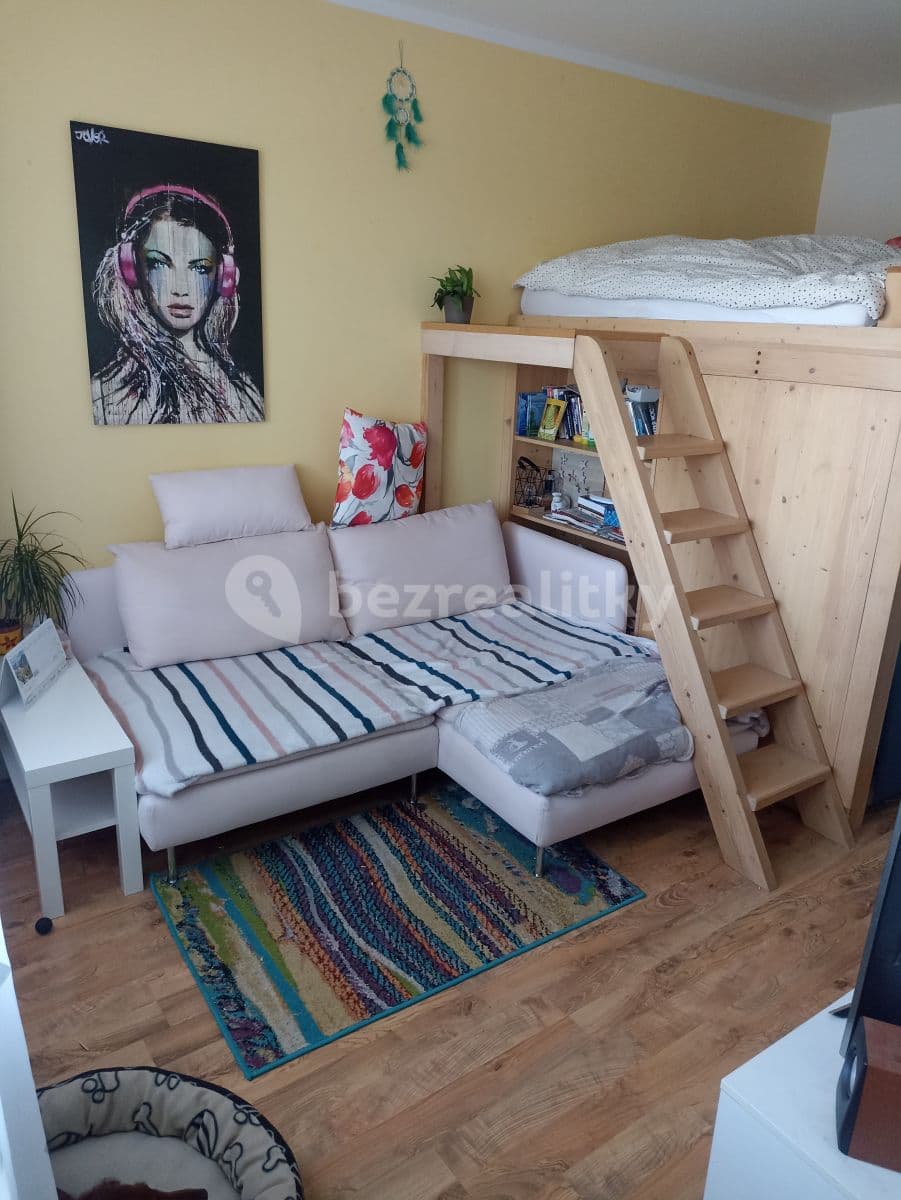 Prenájom bytu 1-izbový 38 m², V Honech, Klecany, Středočeský kraj Prenájom bytu 1-izbový 38 m², V Honech, Klecany, Středočeský kraj