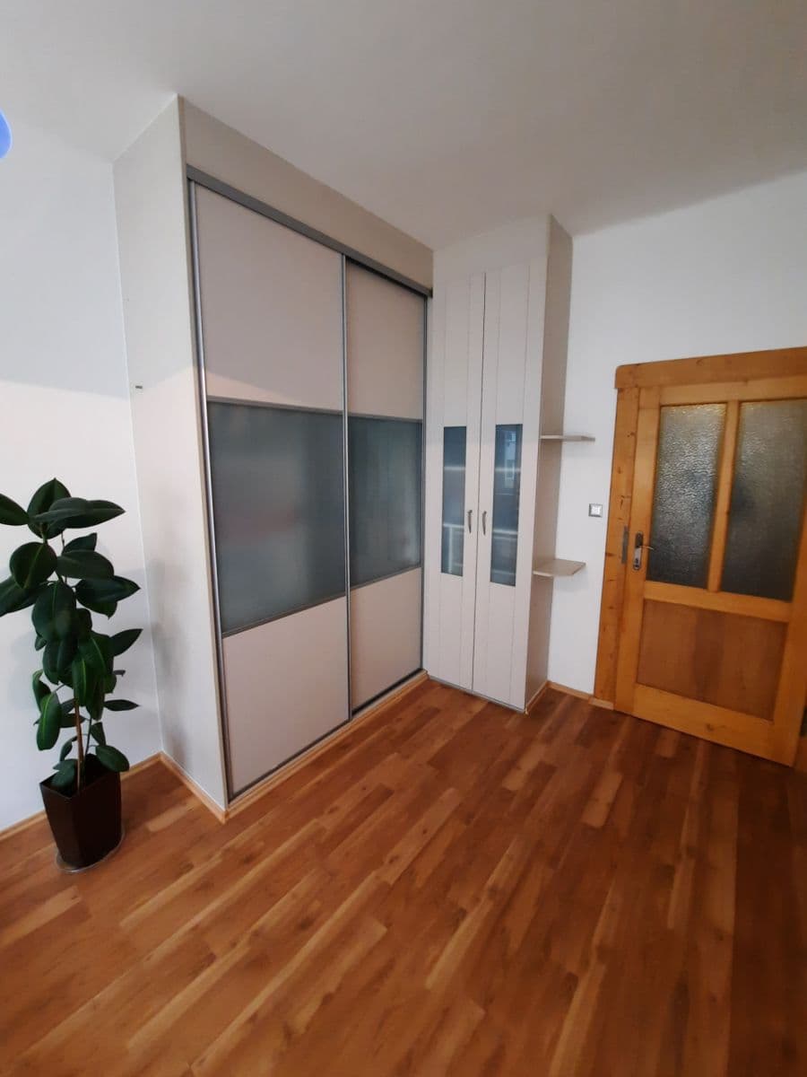Prenájom bytu 2-izbový 45 m², Na Výsledku I, Praha, Praha Prenájom bytu 2-izbový 45 m², Na Výsledku I, Praha, Praha