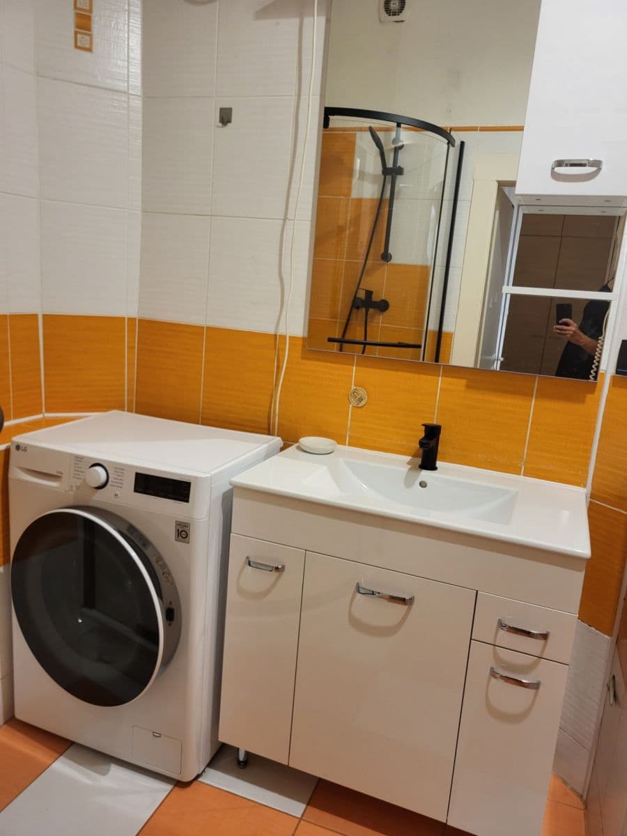 Prenájom bytu 2-izbový 45 m², Na Výsledku I, Praha, Praha Prenájom bytu 2-izbový 45 m², Na Výsledku I, Praha, Praha