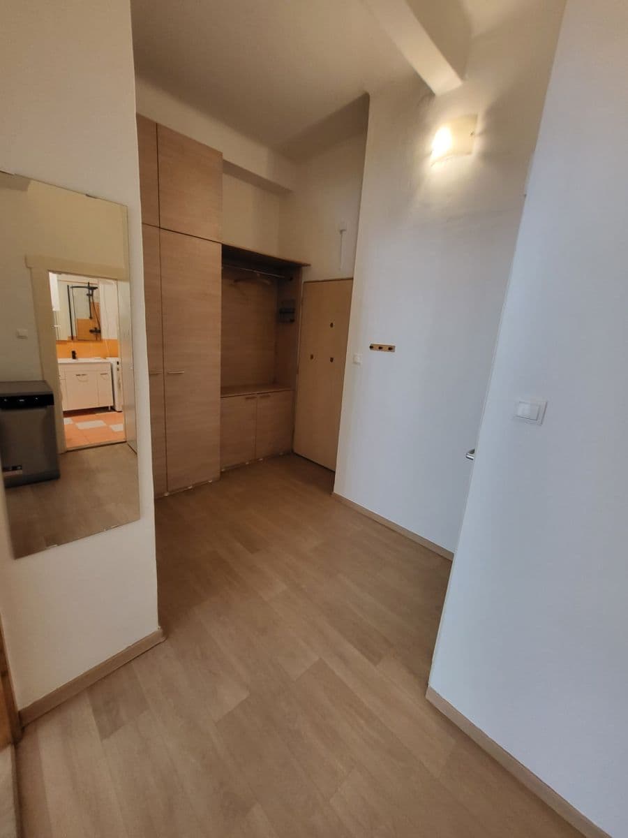 Prenájom bytu 2-izbový 45 m², Na Výsledku I, Praha, Praha Prenájom bytu 2-izbový 45 m², Na Výsledku I, Praha, Praha