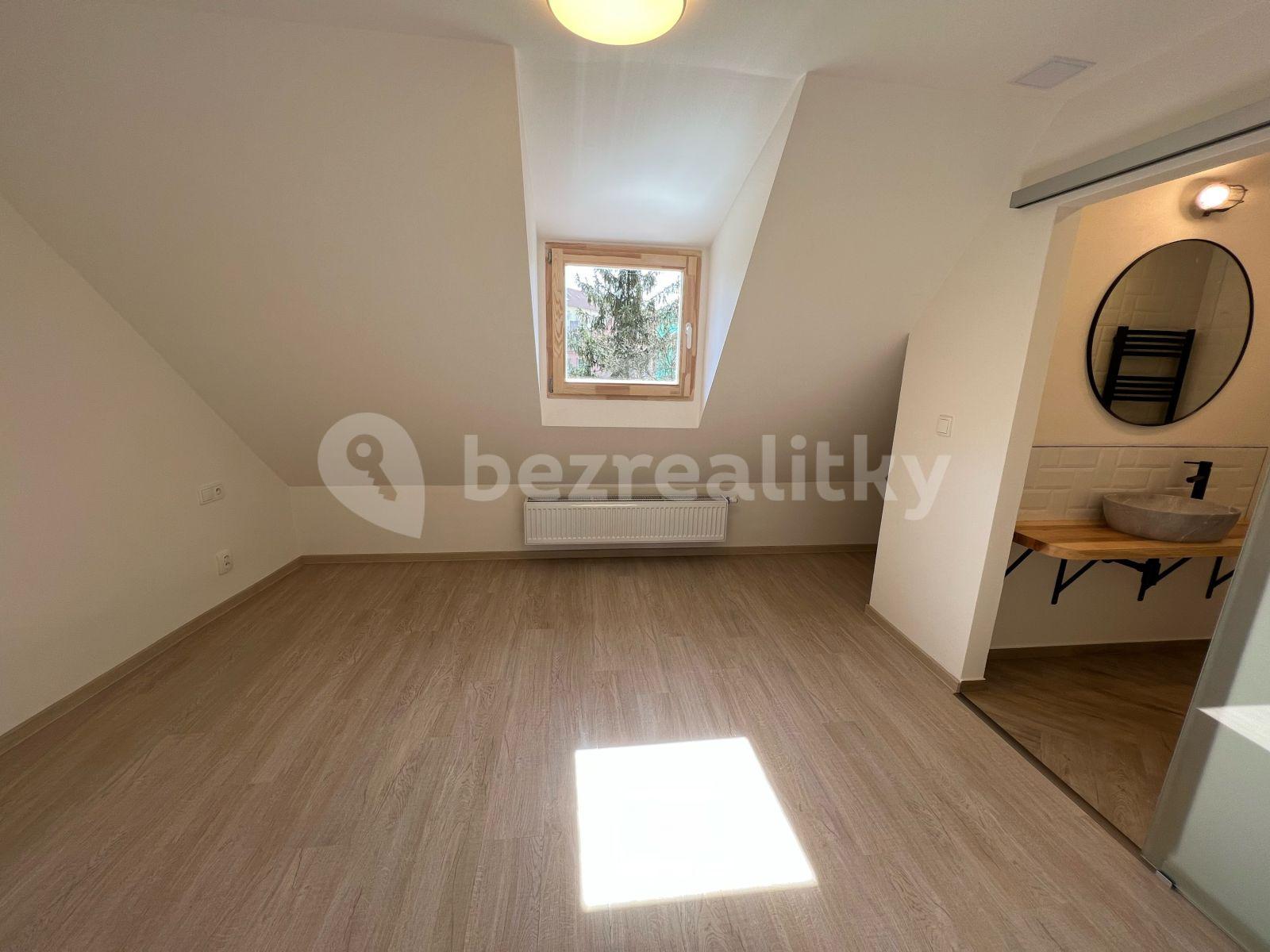 Prenájom bytu 2-izbový 44 m², Na Vrstvách, Praha, Praha