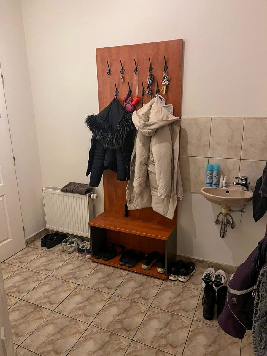 Prenájom bytu 3-izbový 120 m², U Albrechtova vrchu, Praha, Praha Prenájom bytu 3-izbový 120 m², U Albrechtova vrchu, Praha, Praha