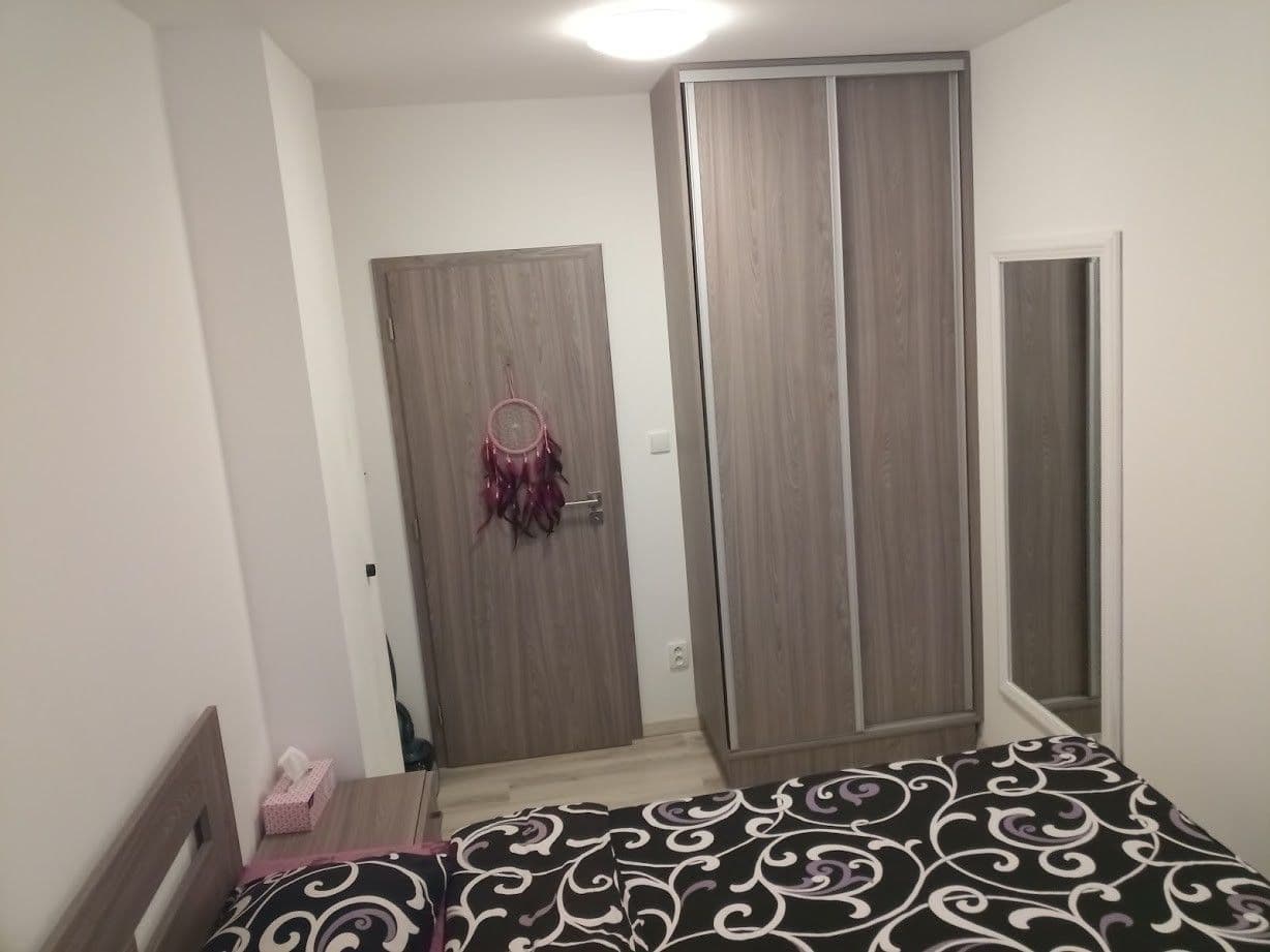 Prenájom bytu 2-izbový 53 m², Jindřichův Hradec, Jihočeský kraj Prenájom bytu 2-izbový 53 m², Jindřichův Hradec, Jihočeský kraj