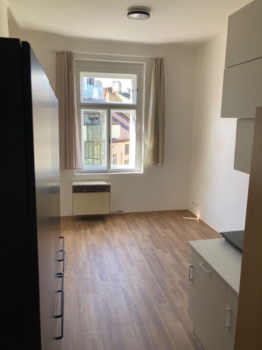 Prenájom bytu Garsoniéra 27 m², Mexická, Praha, Praha Prenájom bytu Garsoniéra 27 m², Mexická, Praha, Praha