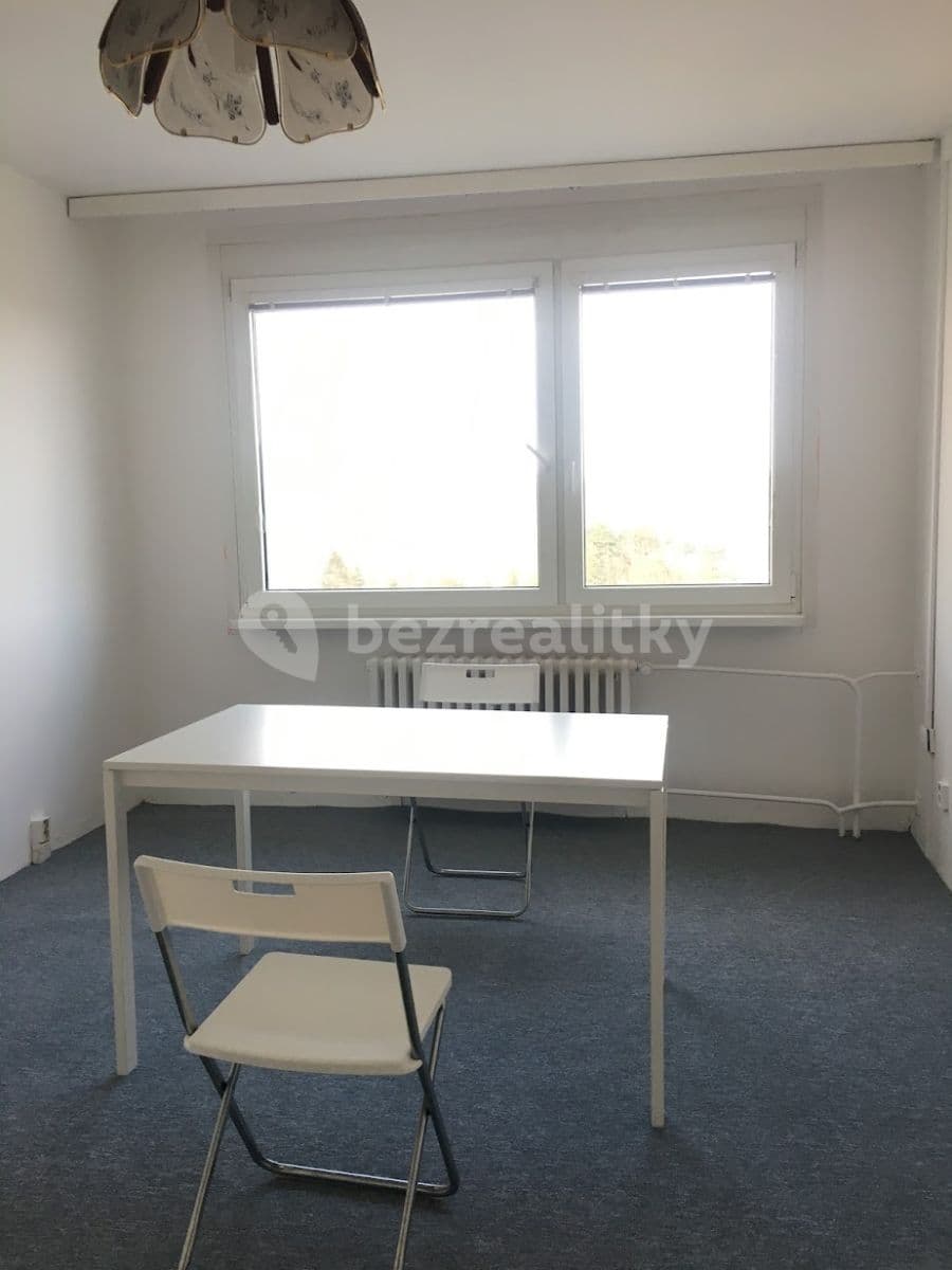 Prenájom bytu 3-izbový 66 m², Pod Saharou, Libčice nad Vltavou, Středočeský kraj Prenájom bytu 3-izbový 66 m², Pod Saharou, Libčice nad Vltavou, Středočeský kraj