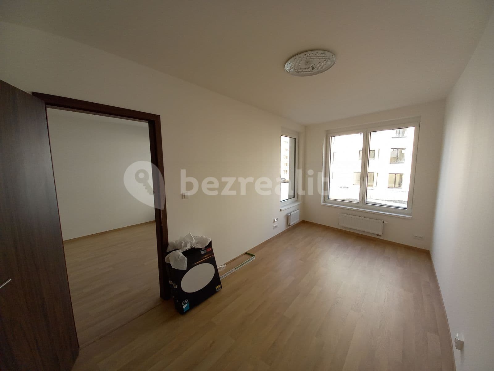 Prenájom bytu 2-izbový 52 m², Ferrariho, Praha, Praha Prenájom bytu 2-izbový 52 m², Ferrariho, Praha, Praha