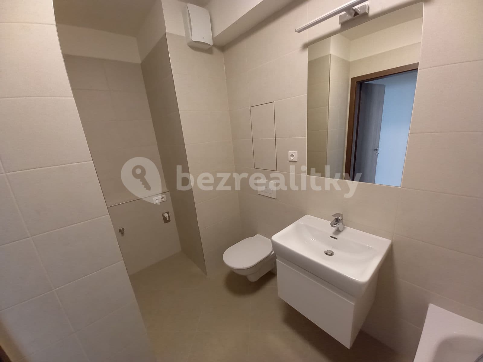 Prenájom bytu 2-izbový 52 m², Ferrariho, Praha, Praha Prenájom bytu 2-izbový 52 m², Ferrariho, Praha, Praha