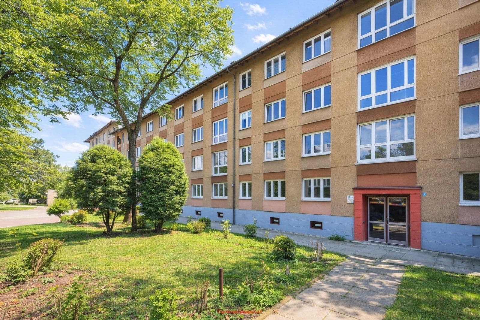 Prenájom bytu 3-izbový 75 m², Jurkovičova, Karviná, Moravskoslezský kraj Prenájom bytu 3-izbový 75 m², Jurkovičova, Karviná, Moravskoslezský kraj