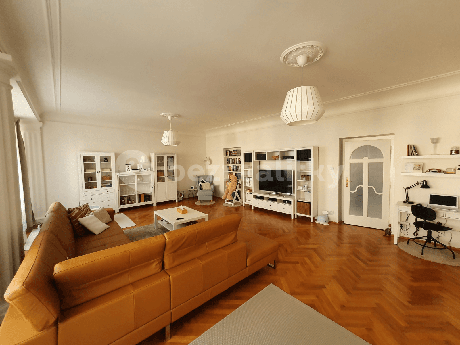 Prenájom bytu 3-izbový 133 m², Zoubkova, Praha, Praha Prenájom bytu 3-izbový 133 m², Zoubkova, Praha, Praha