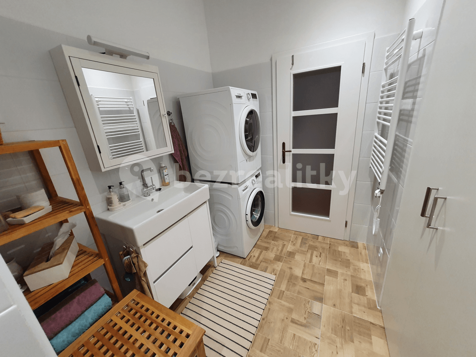 Prenájom bytu 3-izbový 133 m², Zoubkova, Praha, Praha Prenájom bytu 3-izbový 133 m², Zoubkova, Praha, Praha