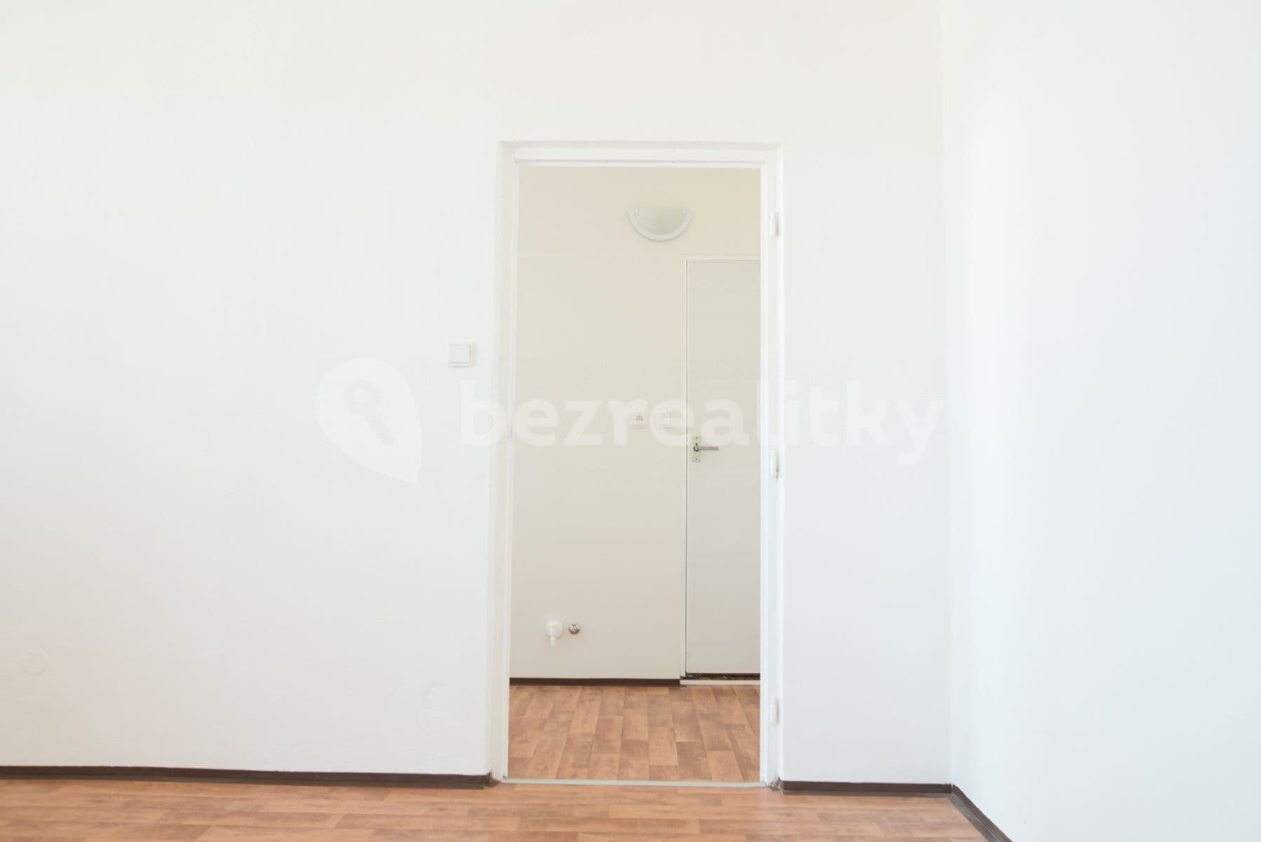 Prenájom bytu 1-izbový 30 m², Tylova, Jihlava, Kraj Vysočina Prenájom bytu 1-izbový 30 m², Tylova, Jihlava, Kraj Vysočina