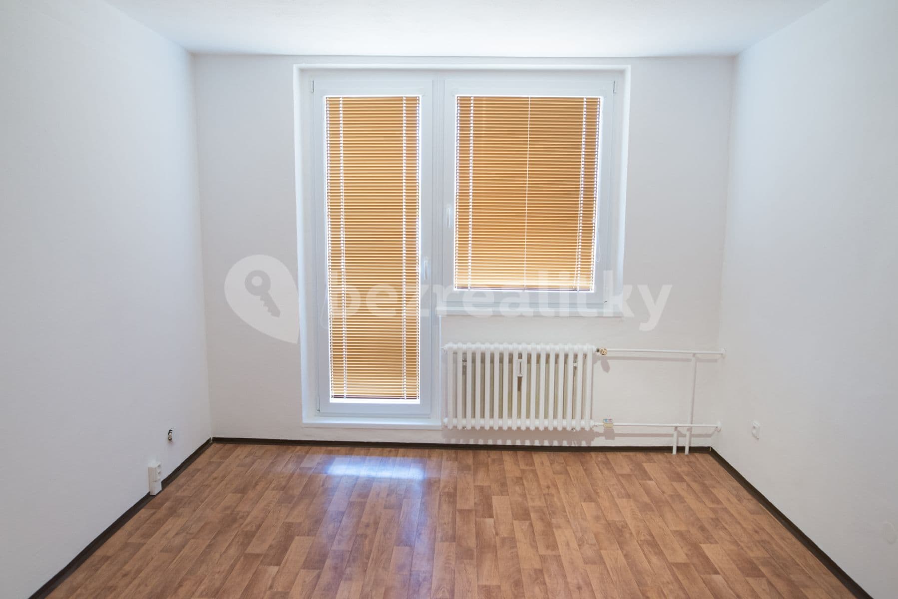 Prenájom bytu 1-izbový 30 m², Tylova, Jihlava, Kraj Vysočina Prenájom bytu 1-izbový 30 m², Tylova, Jihlava, Kraj Vysočina