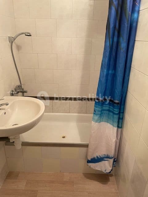 Prenájom bytu Garsoniéra 30 m², Majerského, Praha, Praha Prenájom bytu Garsoniéra 30 m², Majerského, Praha, Praha