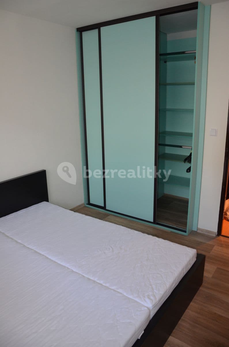 Prenájom bytu 3-izbový 74 m², Štětínská, Praha, Praha Prenájom bytu 3-izbový 74 m², Štětínská, Praha, Praha