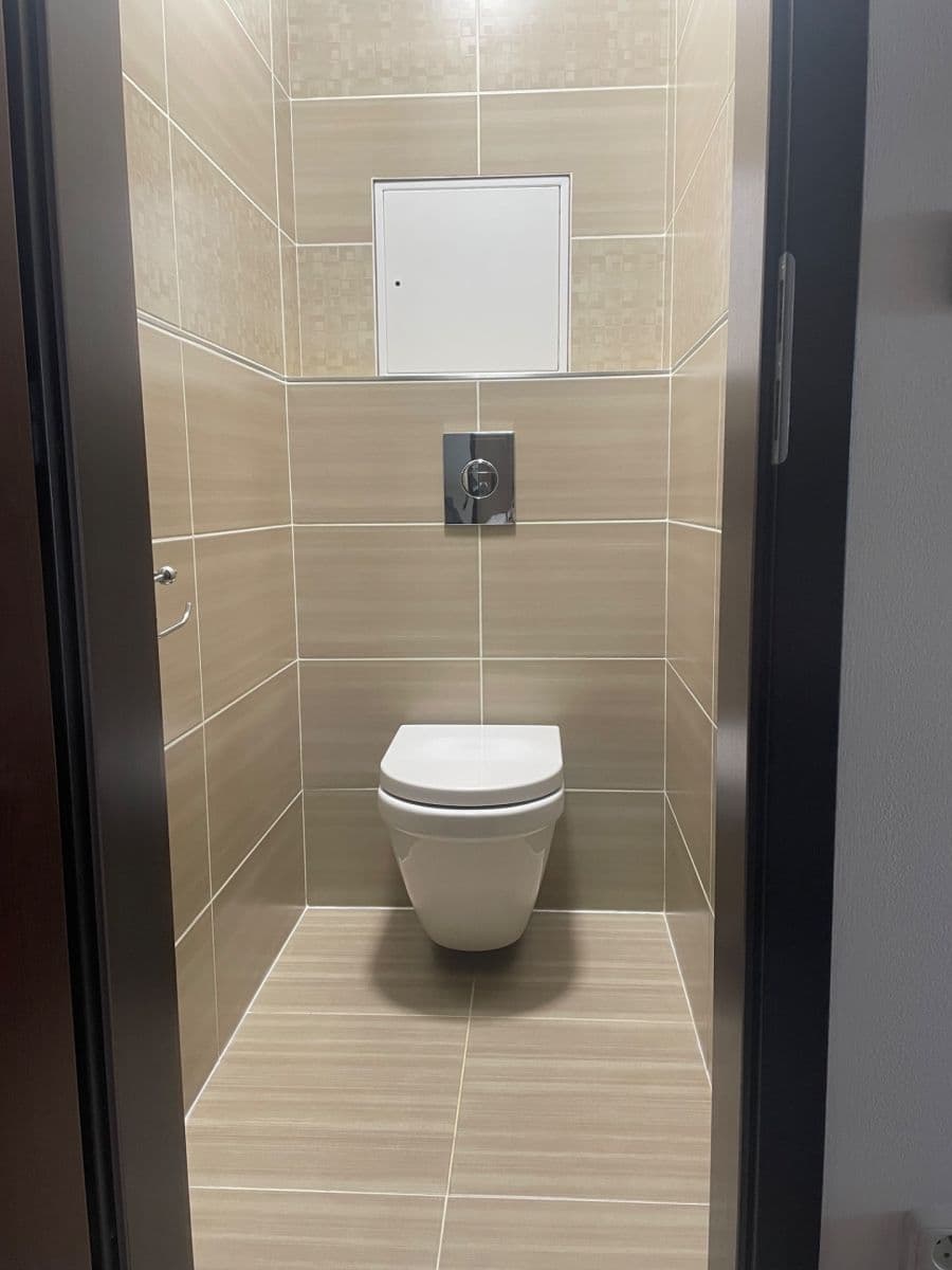 Prenájom bytu 3-izbový 83 m², T. G. Masaryka, Horoměřice, Středočeský kraj Prenájom bytu 3-izbový 83 m², T. G. Masaryka, Horoměřice, Středočeský kraj