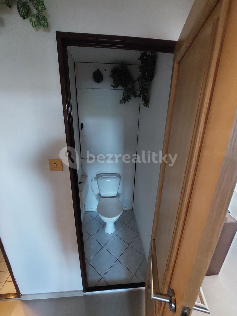 Prenájom bytu 3-izbový 70 m², Větrná, Uherské Hradiště, Zlínský kraj Prenájom bytu 3-izbový 70 m², Větrná, Uherské Hradiště, Zlínský kraj