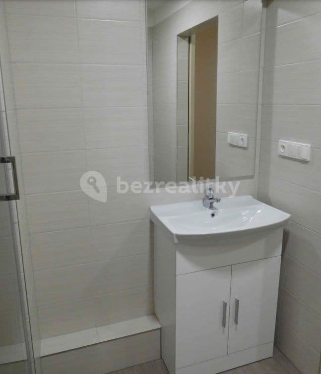 Prenájom bytu 1-izbový 24 m², Horácké náměstí, Brno, Jihomoravský kraj Prenájom bytu 1-izbový 24 m², Horácké náměstí, Brno, Jihomoravský kraj