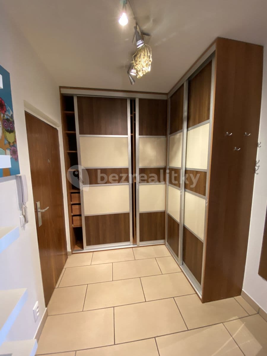 Prenájom bytu 1-izbový 54 m², Litoměřická, Praha, Praha Prenájom bytu 1-izbový 54 m², Litoměřická, Praha, Praha