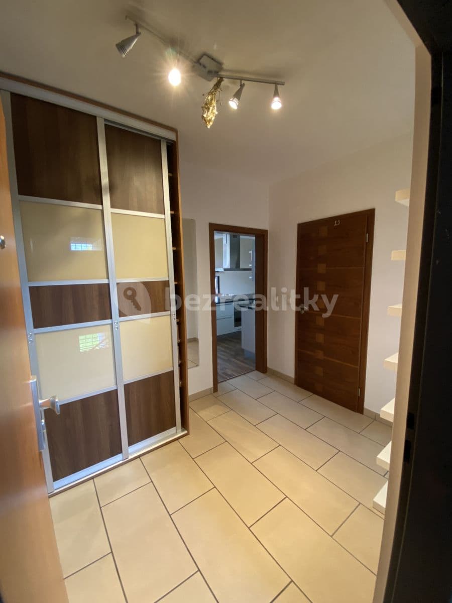 Prenájom bytu 1-izbový 54 m², Litoměřická, Praha, Praha Prenájom bytu 1-izbový 54 m², Litoměřická, Praha, Praha