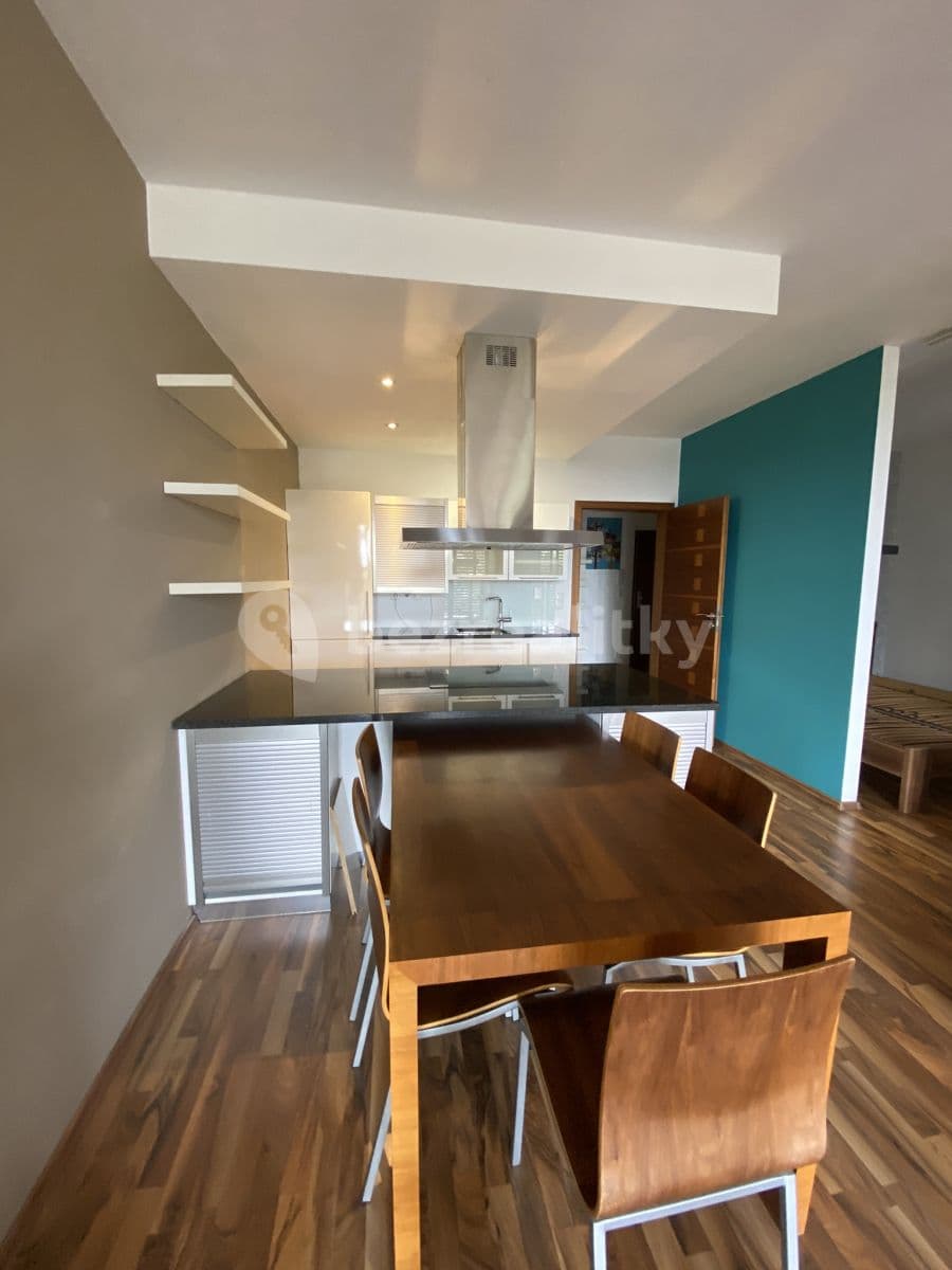 Prenájom bytu 1-izbový 54 m², Litoměřická, Praha, Praha Prenájom bytu 1-izbový 54 m², Litoměřická, Praha, Praha
