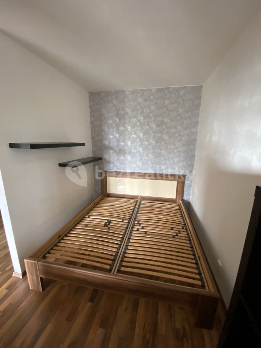 Prenájom bytu 1-izbový 54 m², Litoměřická, Praha, Praha Prenájom bytu 1-izbový 54 m², Litoměřická, Praha, Praha