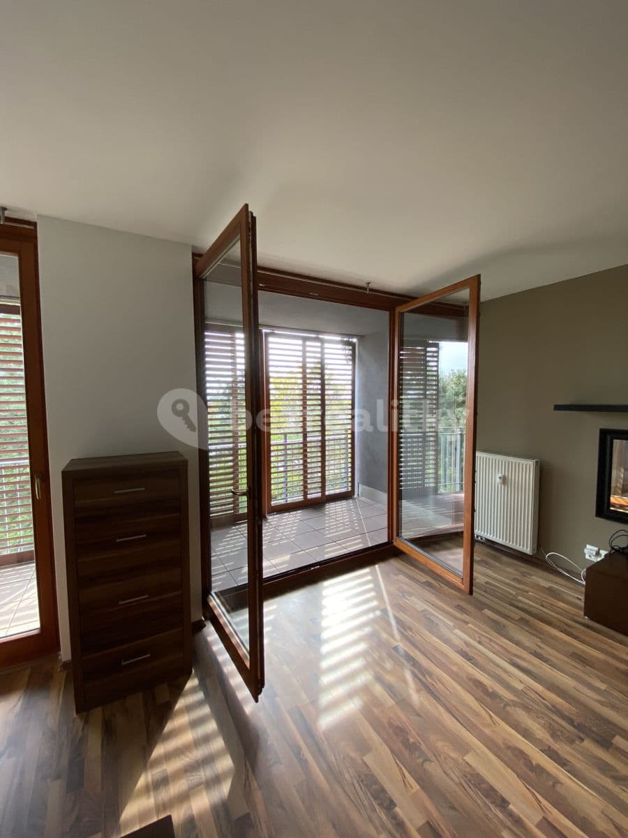 Prenájom bytu 1-izbový 54 m², Litoměřická, Praha, Praha Prenájom bytu 1-izbový 54 m², Litoměřická, Praha, Praha