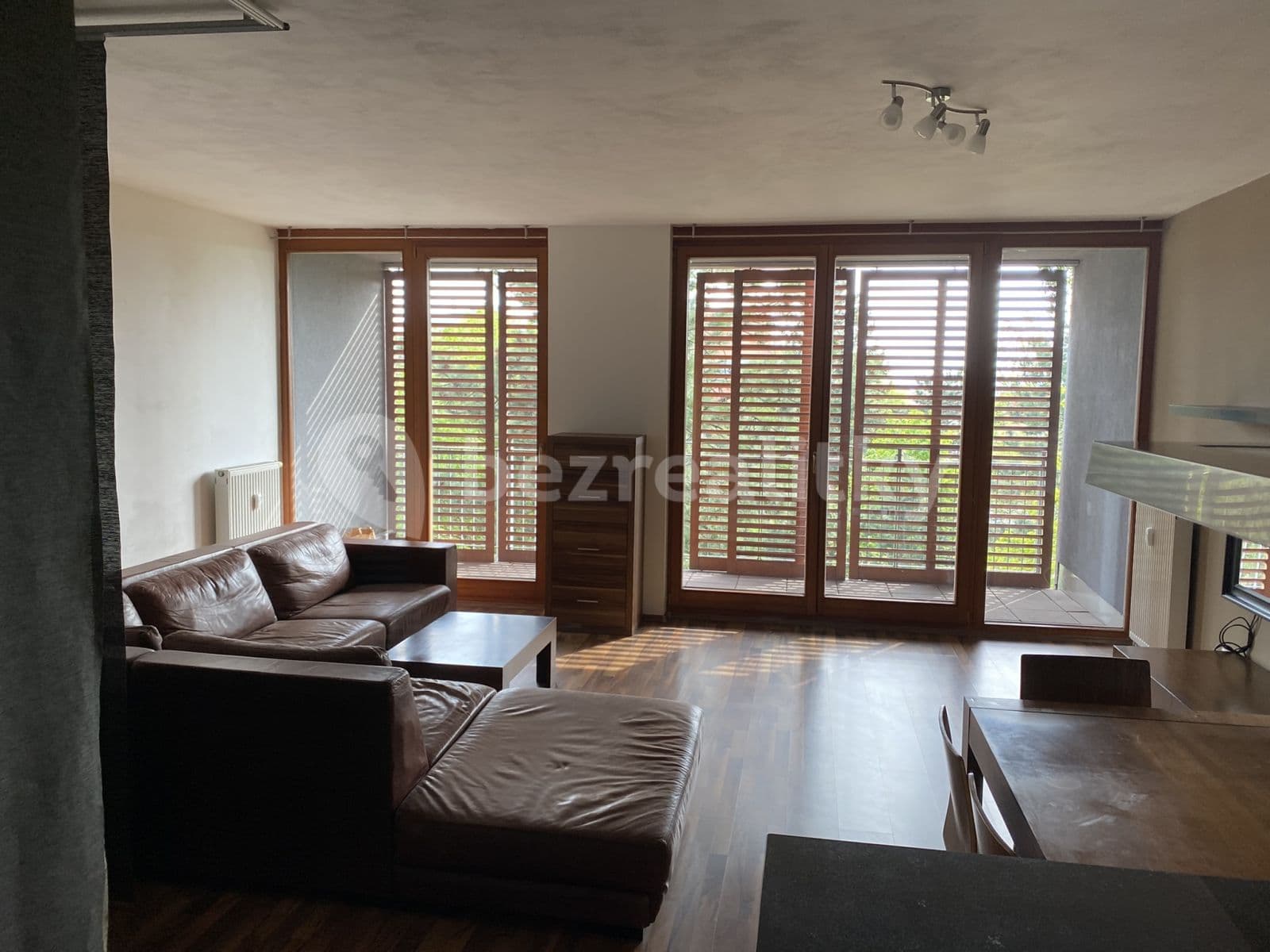 Prenájom bytu 1-izbový 54 m², Litoměřická, Praha, Praha Prenájom bytu 1-izbový 54 m², Litoměřická, Praha, Praha