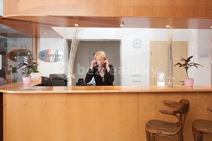 Prenájom bytu Garsoniéra 19 m², K Chotolu, Horoměřice, Středočeský kraj Prenájom bytu Garsoniéra 19 m², K Chotolu, Horoměřice, Středočeský kraj