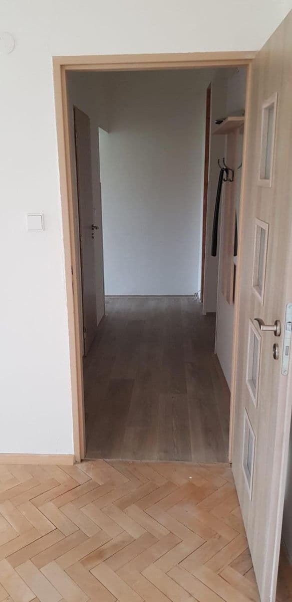 Prenájom bytu 2-izbový 52 m², Erbenova, Příbram, Středočeský kraj Prenájom bytu 2-izbový 52 m², Erbenova, Příbram, Středočeský kraj