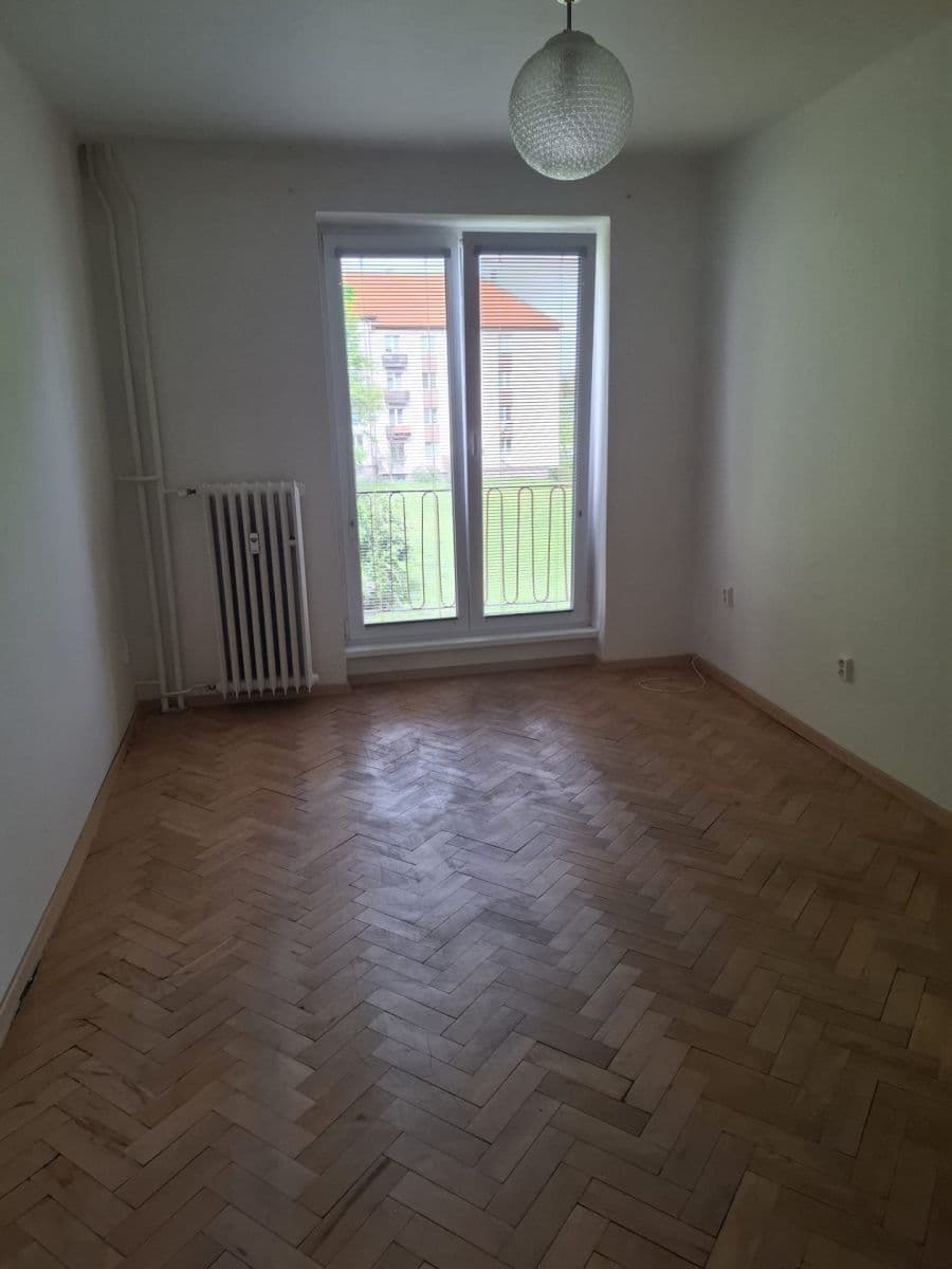 Prenájom bytu 2-izbový 52 m², Erbenova, Příbram, Středočeský kraj Prenájom bytu 2-izbový 52 m², Erbenova, Příbram, Středočeský kraj