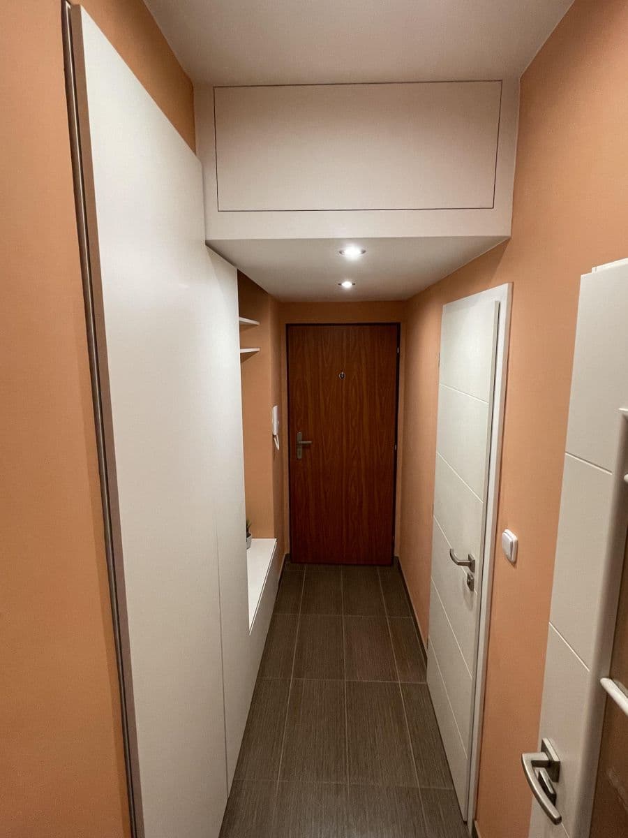 Prenájom bytu 2-izbový 51 m², Bělohorská, Praha, Praha Prenájom bytu 2-izbový 51 m², Bělohorská, Praha, Praha
