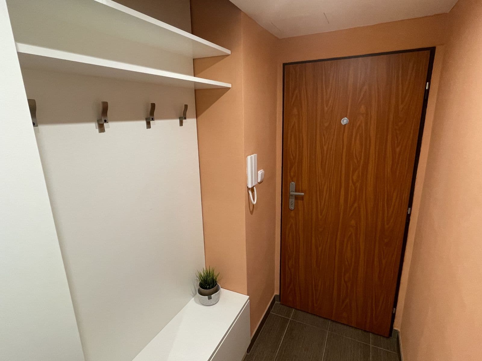 Prenájom bytu 2-izbový 51 m², Bělohorská, Praha, Praha Prenájom bytu 2-izbový 51 m², Bělohorská, Praha, Praha