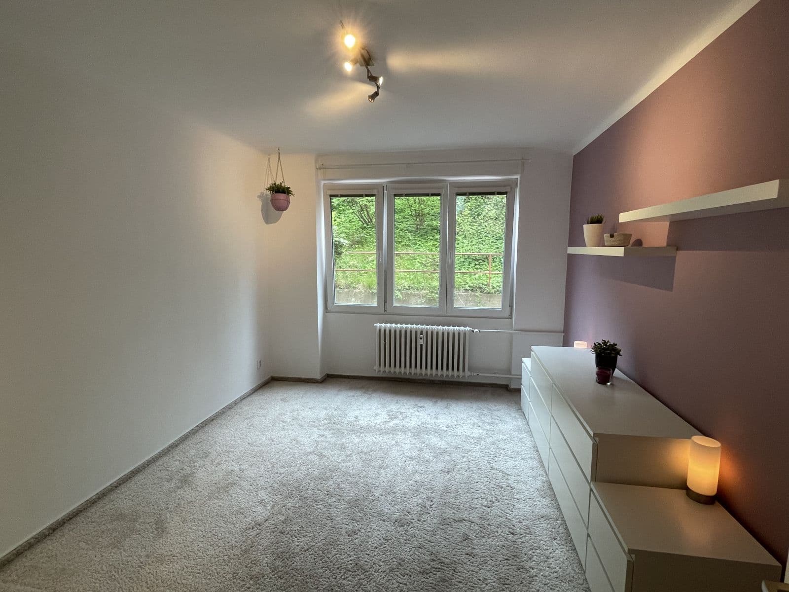 Prenájom bytu 2-izbový 51 m², Bělohorská, Praha, Praha Prenájom bytu 2-izbový 51 m², Bělohorská, Praha, Praha