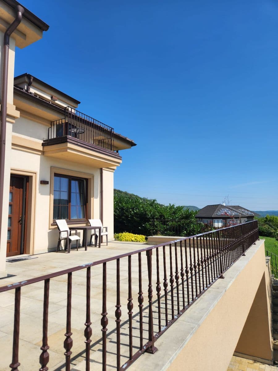 Prenájom bytu 2-izbový 45 m², Na Kloubcích, Lety, Středočeský kraj Prenájom bytu 2-izbový 45 m², Na Kloubcích, Lety, Středočeský kraj